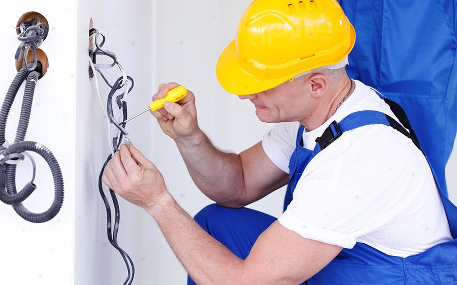  électricien urgence Montataire